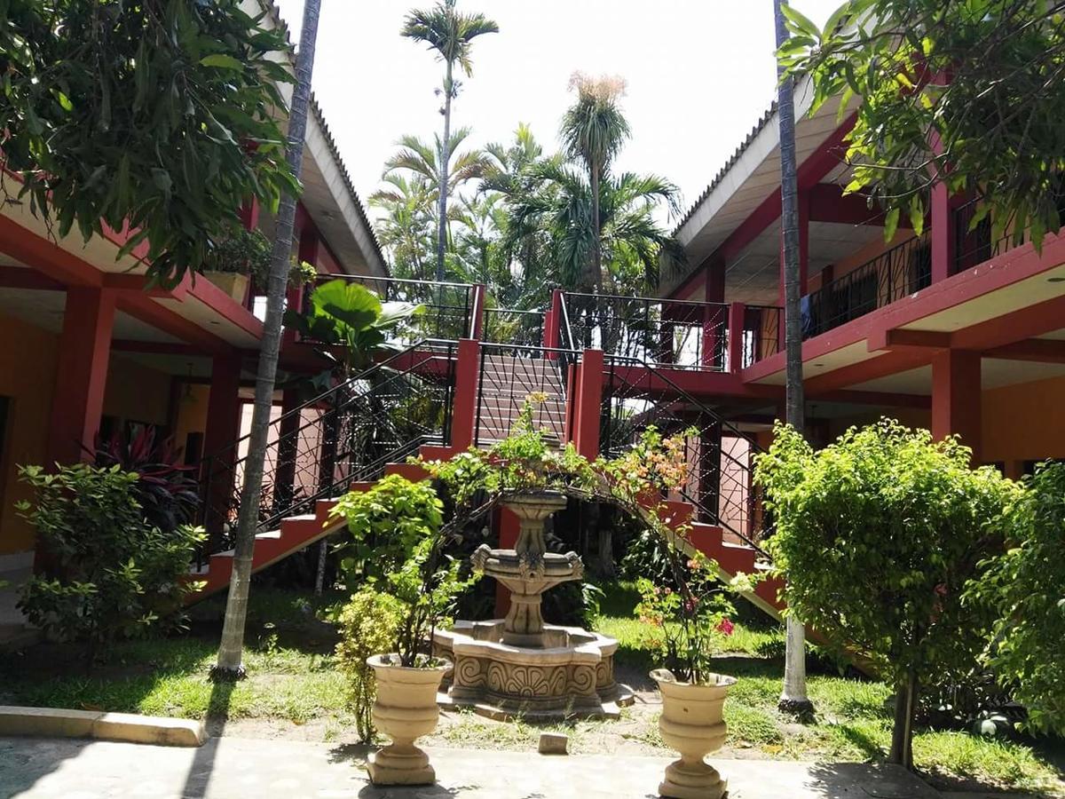 Hotel Santa Cruz Zapaca Екстериор снимка