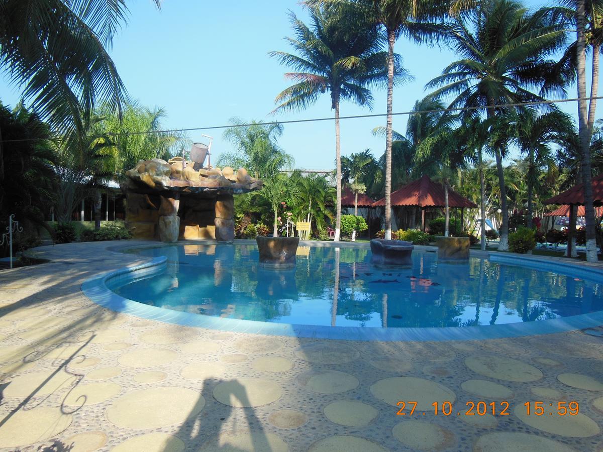 Hotel Santa Cruz Zapaca Екстериор снимка